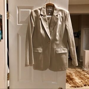- - Bloomingdales Suit Size 10 women’s Khaki…